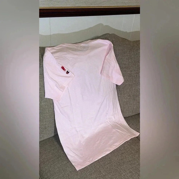 emotionally unavailable made to satisfy pink heart logo short sleeve tee shirt - Picture 5 of 9